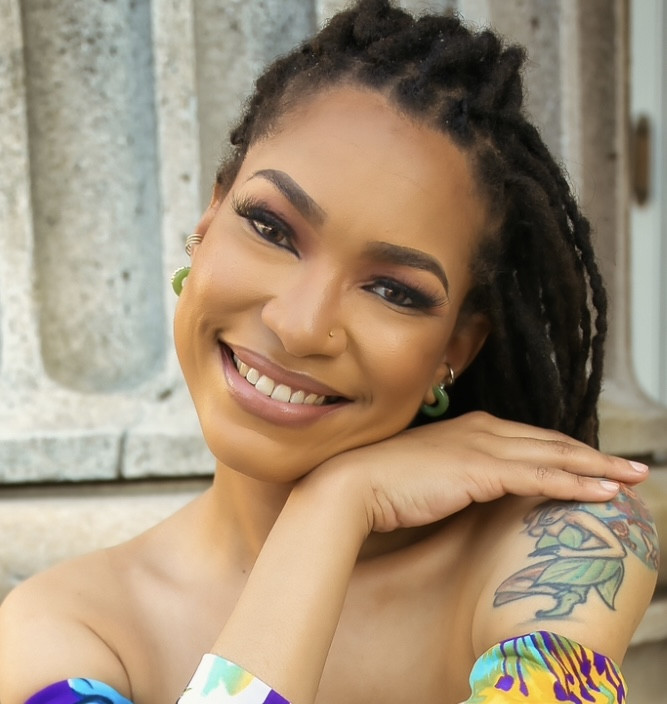 By Vegan Designer: @tyeakia …. Photo by: @glamourbyreggie